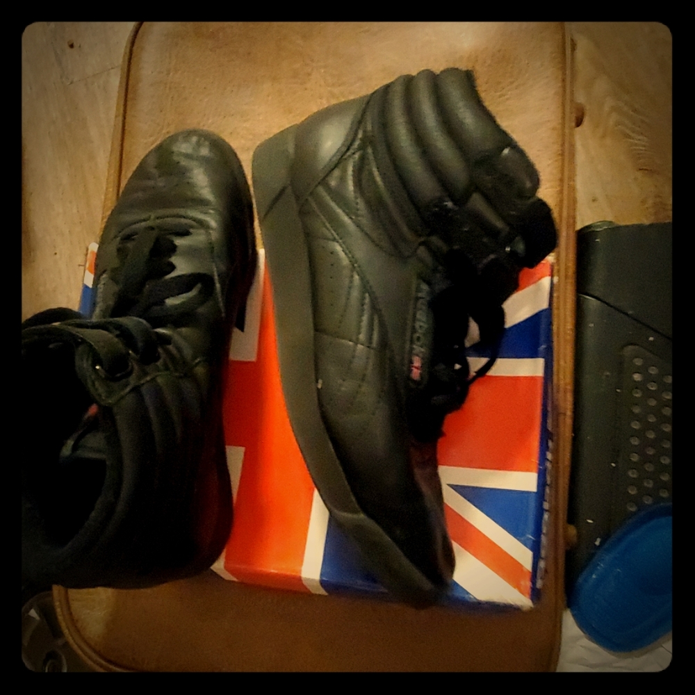 Vintage womens Reebok freestyle hitop sneakers